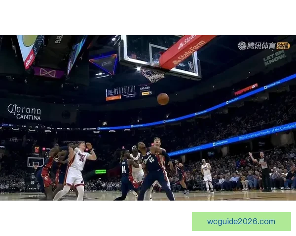 施罗德飞踹克莱尔引发争议 被判一级恶意犯规遭裁判严厉处罚 施罗德飞踹克莱尔引发争议 被判一级恶意犯规遭裁判严厉处罚